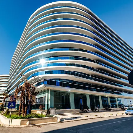 Apartman Sunrise Sea&pool View White Titanic With Private Parking Năvodari